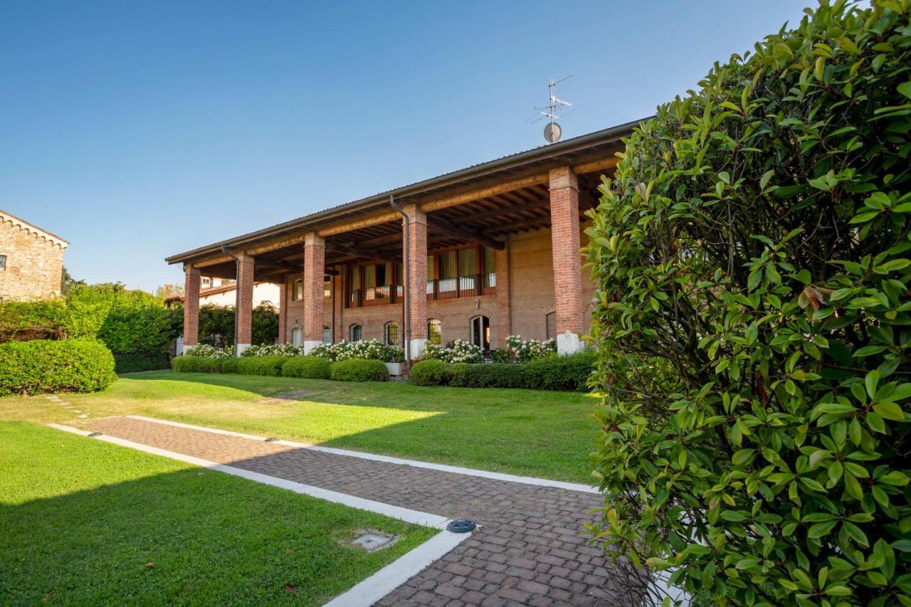 Santellone Resort Brescia Exterior foto
